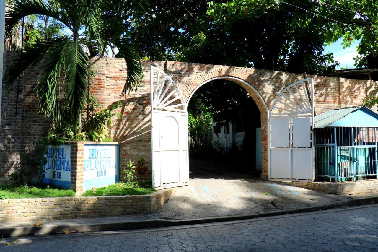 Hotel Florita Jacmel Eksteriør billede